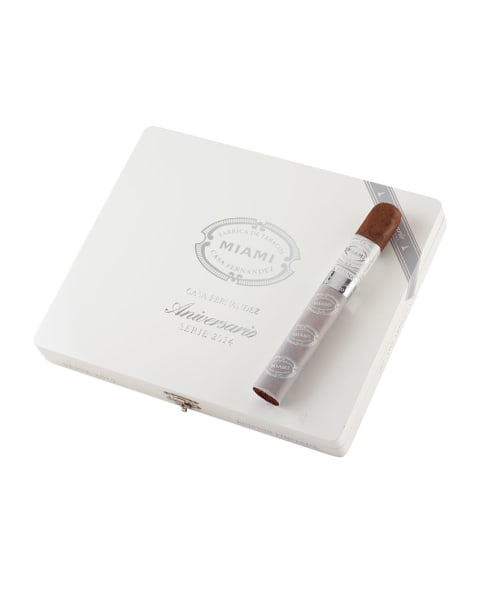 Aganorsa Leaf Aniversario Toro Corojo Box of 10 Cigars
