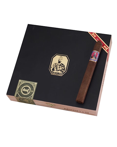 Foundation Aksum Double Corona Maduro