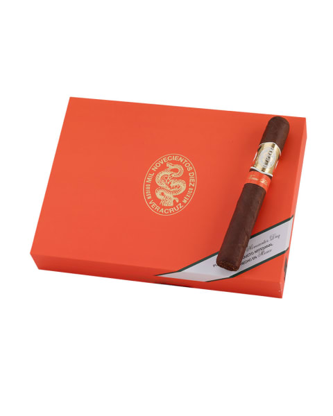 Casa 1910 Revolutionary Edition Tierra Blanca Toro