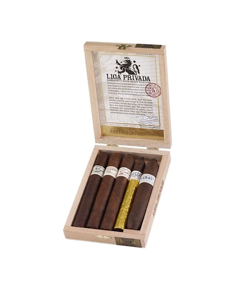 Liga Privada Connecticut River Valley Selection Sampler Sampler of 5 Cigars