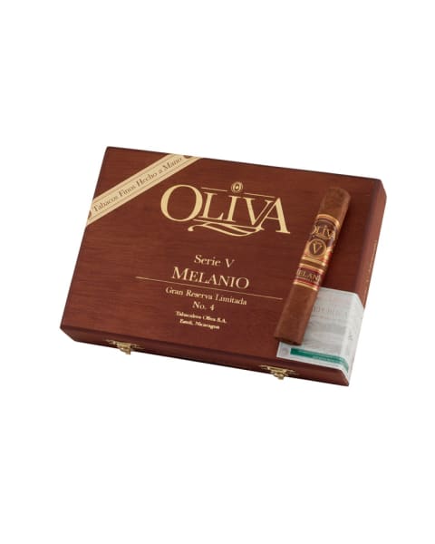 Oliva Serie V Melanio Petit Corona