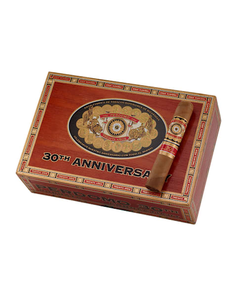 Perdomo 30th Anniversary Connecticut Robusto