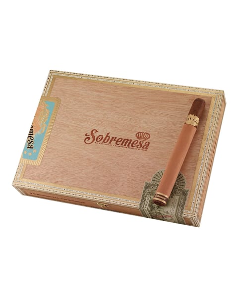 Sobremesa Elegante En Cedros