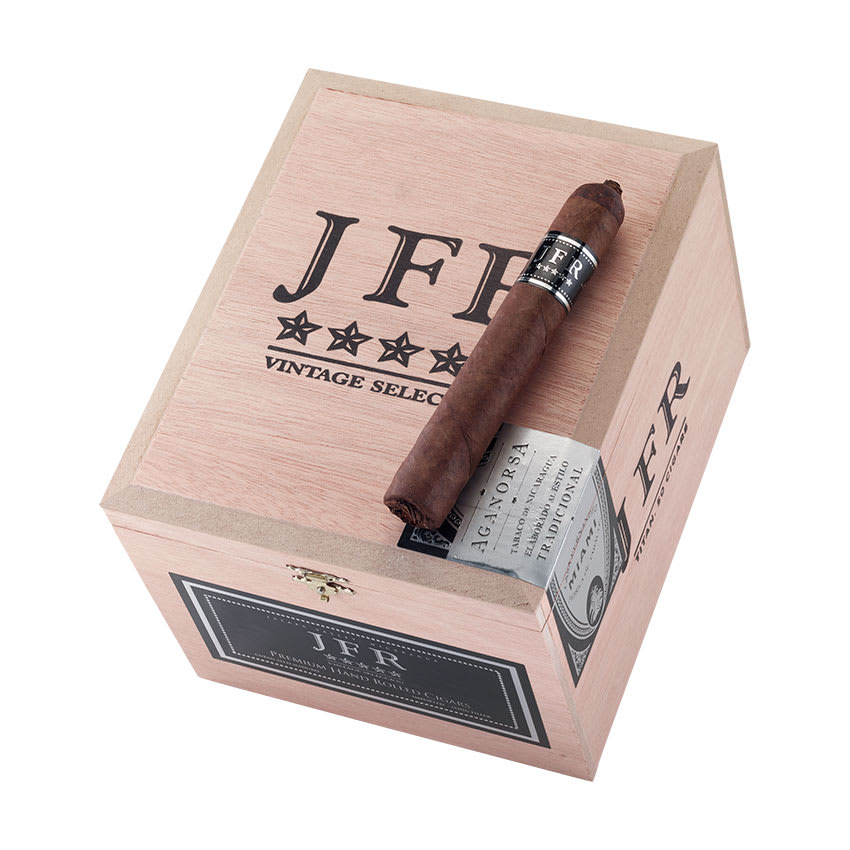 JFR Maduro Titan