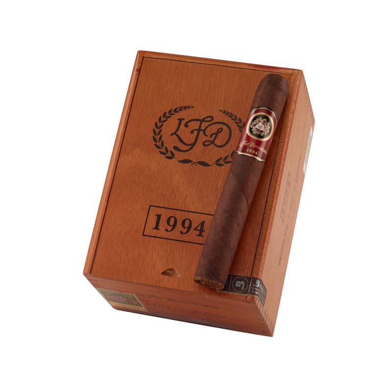 1994 By La Flor Dominicana Aldaba