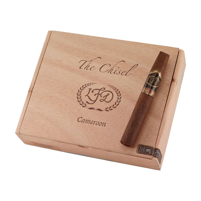 La Flor Dominicana Cameroon Cabinet Chisel