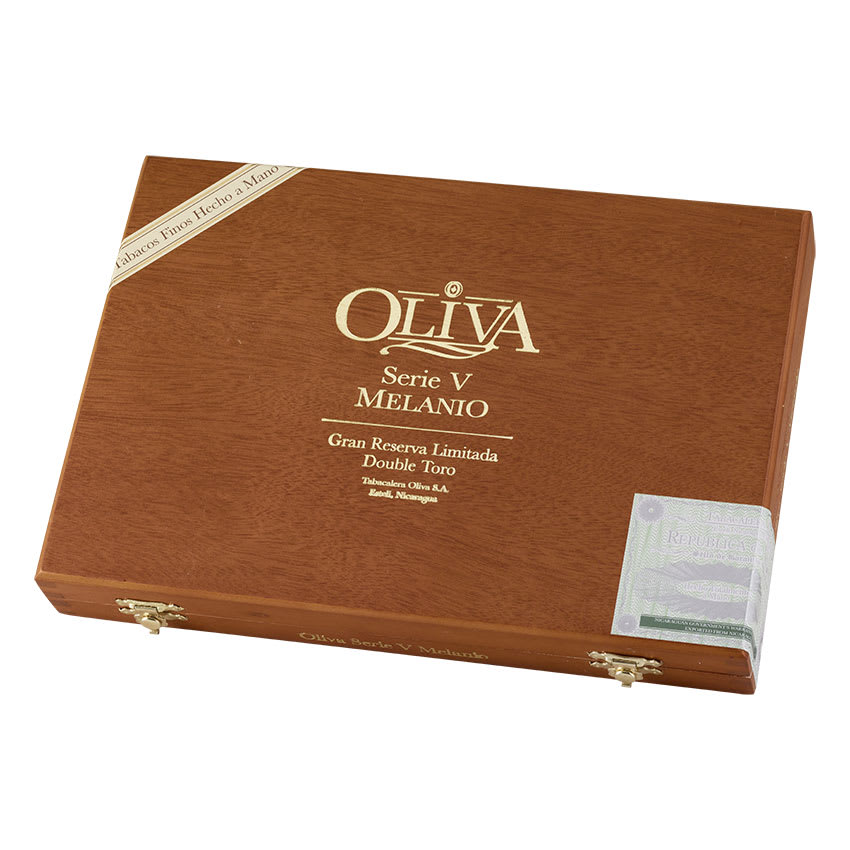 Oliva V Melanio Double Toro