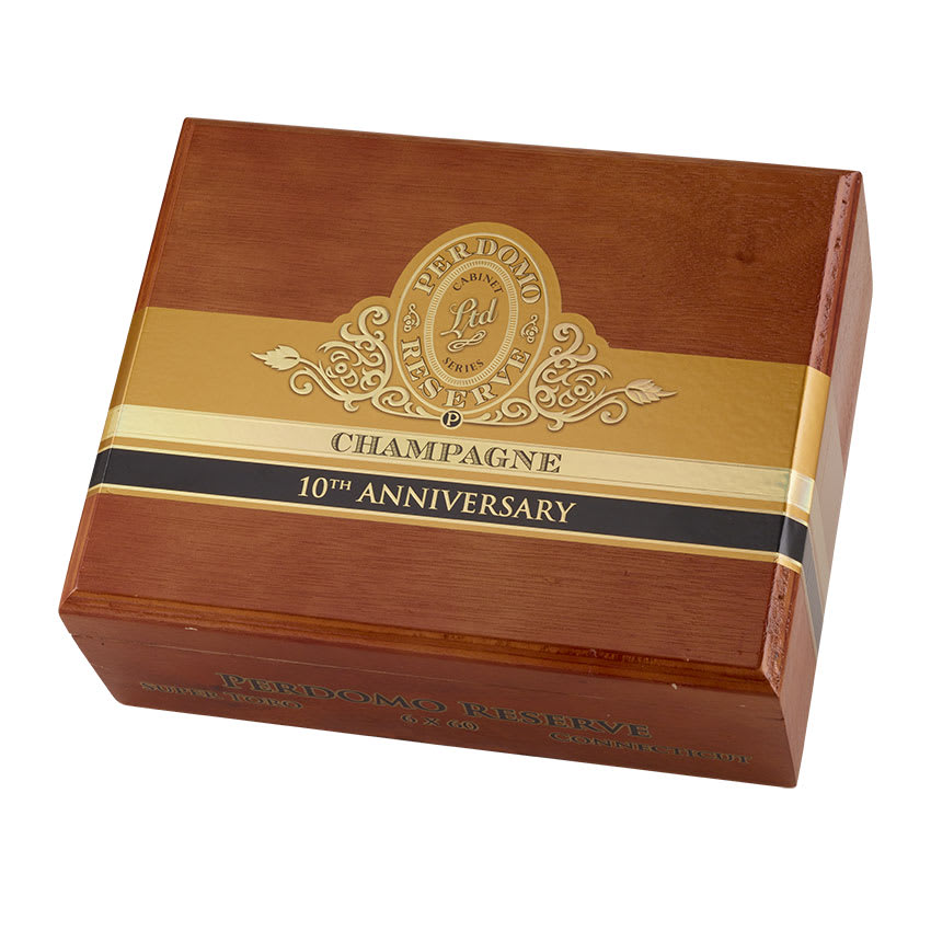 Perdomo Champagne Super Toro