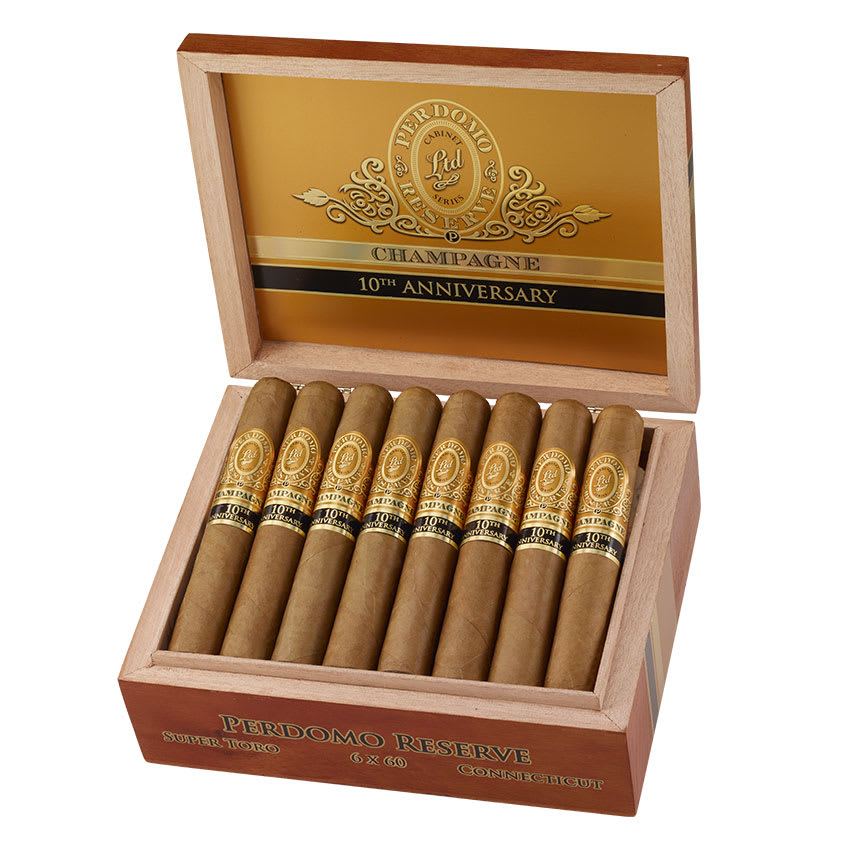 Perdomo Champagne Super Toro