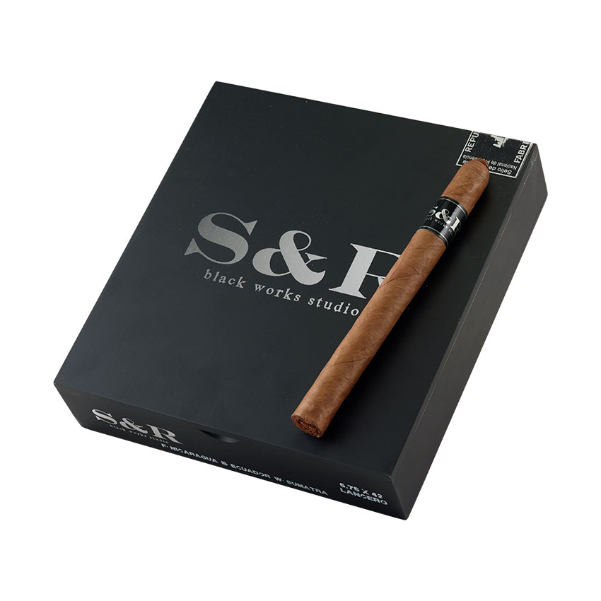 Black Works Studio SandR Black Works Studio S and R Lancero