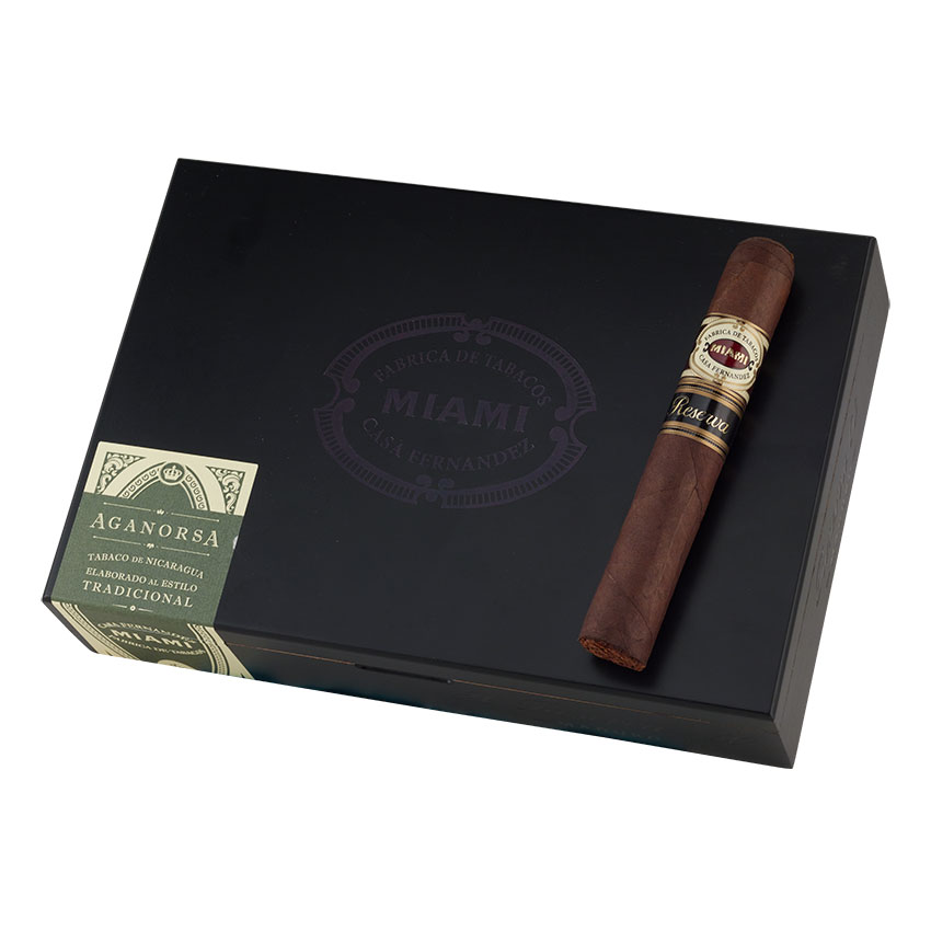 Casa Fernandez Miami Reserva Maduro Titan