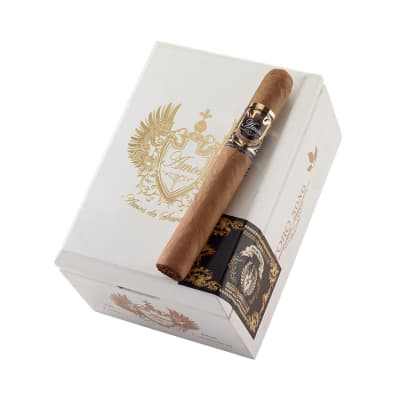 Amos De Santiago Connecticut Toro - CI-ACN-TORN