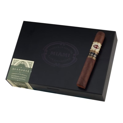 Casa Fernandez Miami Reserva Cigars