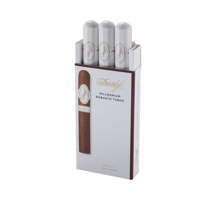 Davidoff Millennium Robusto Tubo 3 Pack CI-DVM-ROBTNPK Davidoff Millennium Robusto Tubo 3 Pack-CI-DVM-ROBTNPK - 400