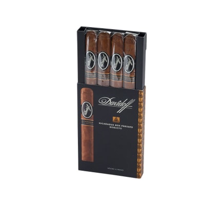 Davidoff Nicaragua Robusto Box Press (4)-CI-DVN-ROBBPPKZ - 400