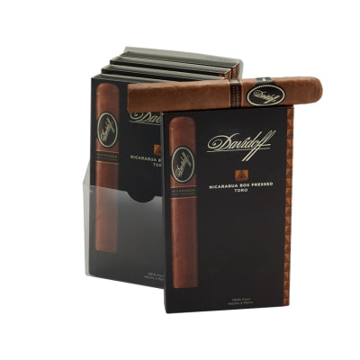 Davidoff Nicaragua Toro Box Press 5/4 CI-DVN-TORBPPK Davidoff Nicaragua Toro Box Press 5/4-CI-DVN-TORBPPK - 400