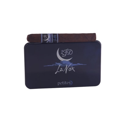 La Flor Dominicana La Nox Petit La Nox (5) CI-LFN-NOX5MZ La Flor Dominicana La Nox Petit La Nox (5)-CI-LFN-NOX5MZ - 400