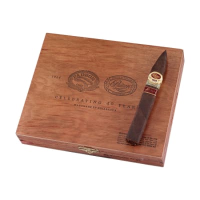 Padron Serie 1926 40th Anniversary Torpedo CI-PA6-40M20 Padron Serie 1926 40th Anniversary Torpedo-CI-PA6-40M20 - 400