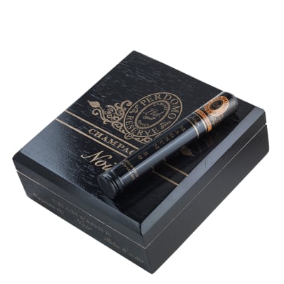 Perdomo Champagne Noir Magnum 50 Tubo CI-PCN-MAGM Perdomo Champagne Noir Magnum 50 Tubo-CI-PCN-MAGM - 400