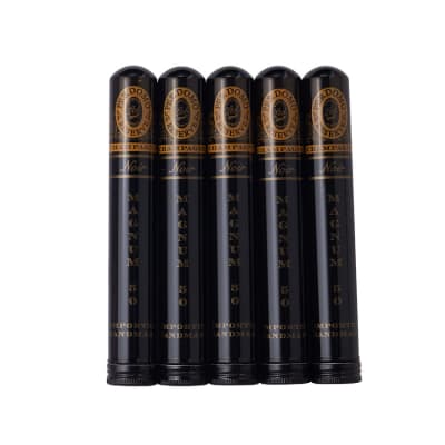 Perdomo Champagne Noir Magnum 50 Tubo 5 Pack CI-PCN-MAGM5PK Perdomo Champagne Noir Magnum 50 Tubo 5 Pack-CI-PCN-MAGM5PK - 400