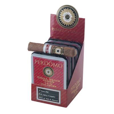 Perdomo Small Batch Sun Grown Half Corona 5/4 CI-PS2-CORNPK Perdomo Small Batch Sun Grown Half Corona 5/4-CI-PS2-CORNPK - 400