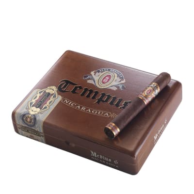 Alec Bradley Tempus Nicaragua Medius 6 - CI-TEN-MED6N