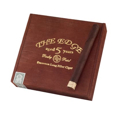 Rocky Patel The Edge Double Corona CI-VRE-DOUM Rocky Patel The Edge Double Corona-CI-VRE-DOUM - 400